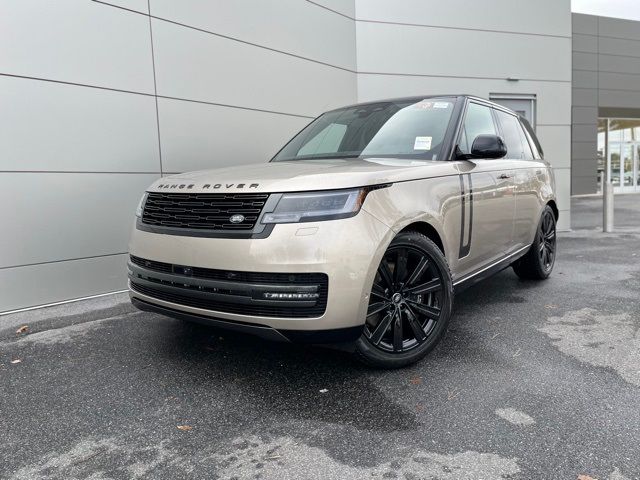 2025 Land Rover Range Rover SE