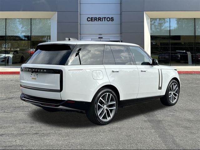 2025 Land Rover Range Rover SE