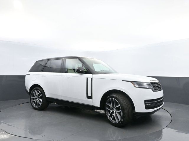 2025 Land Rover Range Rover SE