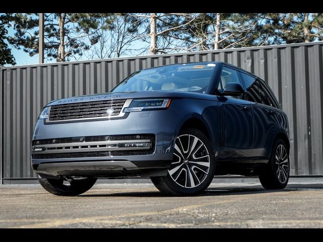 2025 Land Rover Range Rover SE