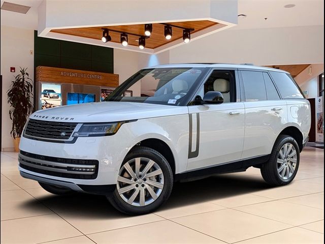 2025 Land Rover Range Rover SE