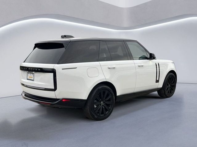 2025 Land Rover Range Rover SE