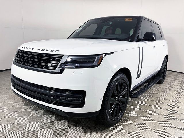 2025 Land Rover Range Rover SE