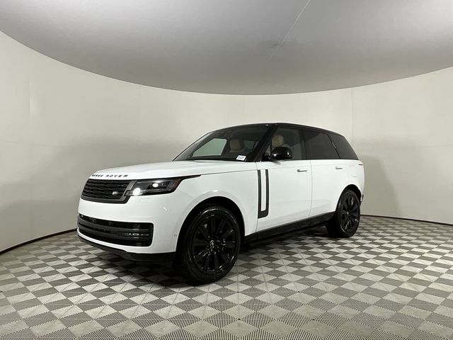 2025 Land Rover Range Rover SE