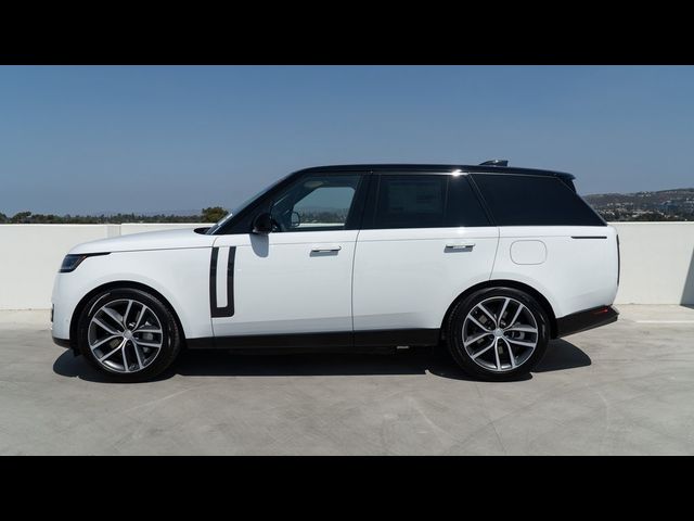 2025 Land Rover Range Rover SE