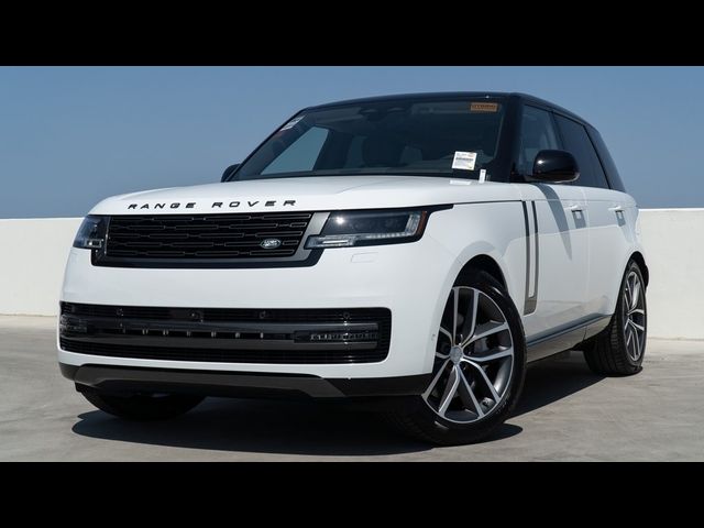 2025 Land Rover Range Rover SE