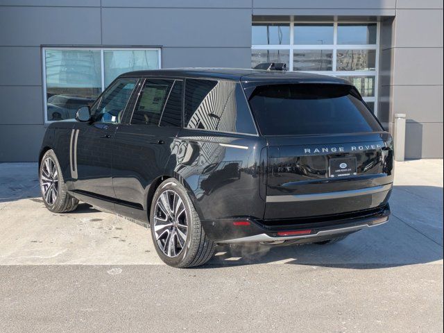 2025 Land Rover Range Rover SE