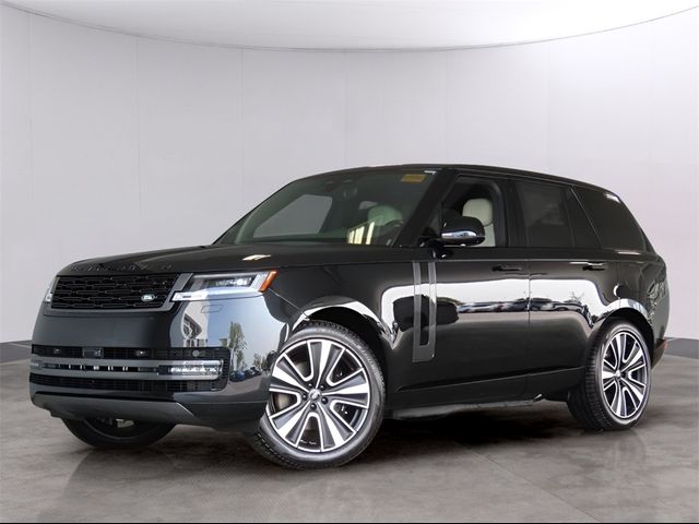 2025 Land Rover Range Rover SE