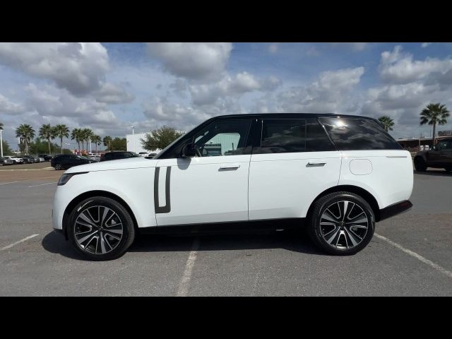 2025 Land Rover Range Rover SE