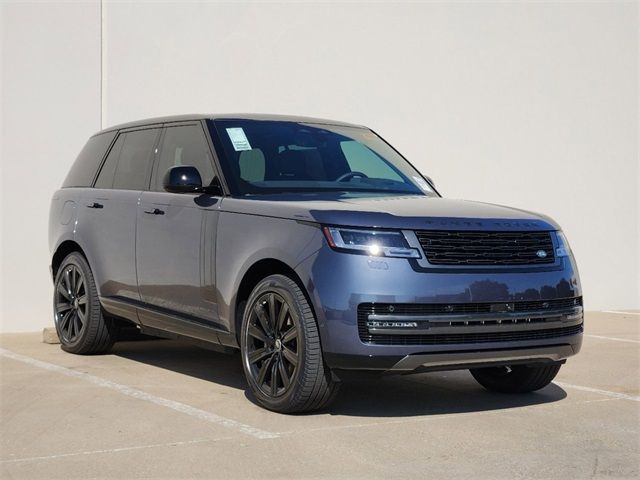 2025 Land Rover Range Rover SE