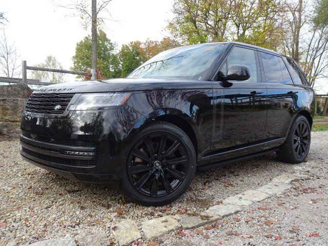 2025 Land Rover Range Rover SE