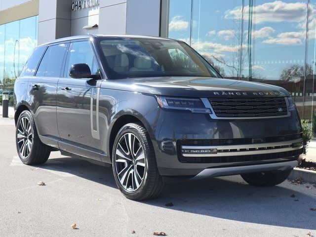 2025 Land Rover Range Rover SE