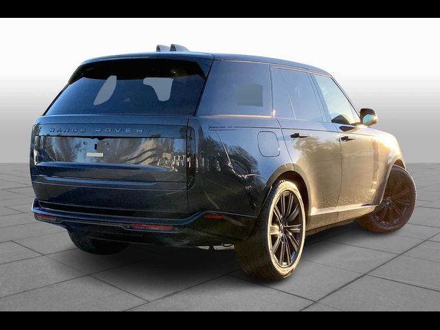 2025 Land Rover Range Rover SE