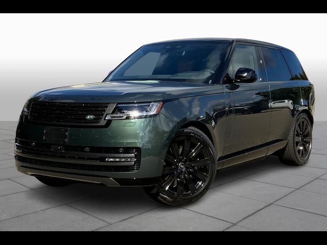 2025 Land Rover Range Rover SE