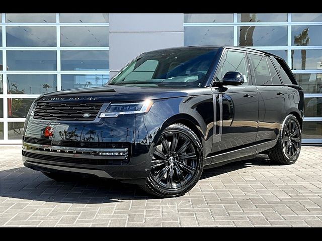 2025 Land Rover Range Rover SE