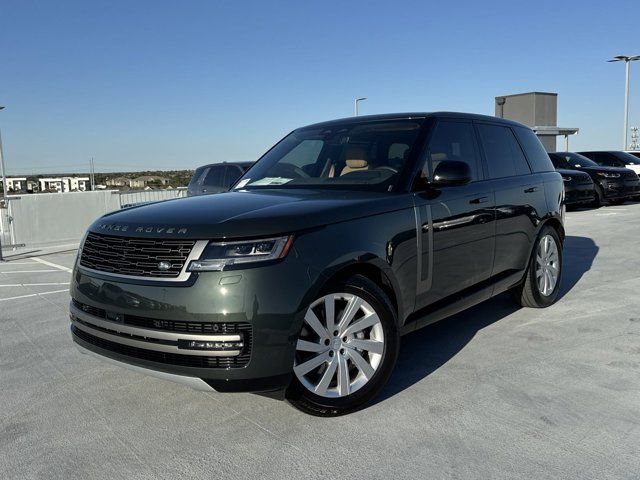 2025 Land Rover Range Rover SE