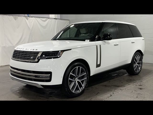 2025 Land Rover Range Rover SE