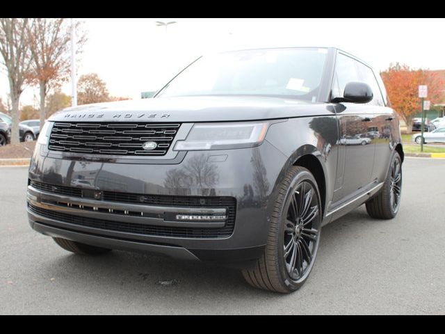 2025 Land Rover Range Rover SE