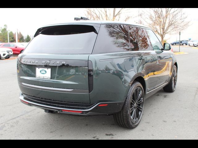 2025 Land Rover Range Rover SE