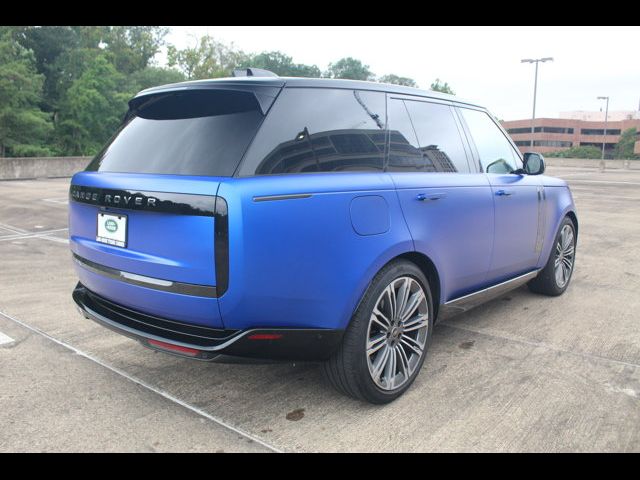 2025 Land Rover Range Rover SE