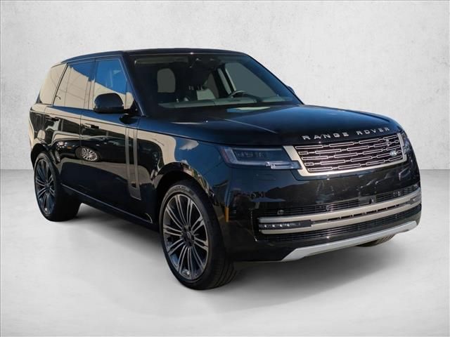 2025 Land Rover Range Rover SE