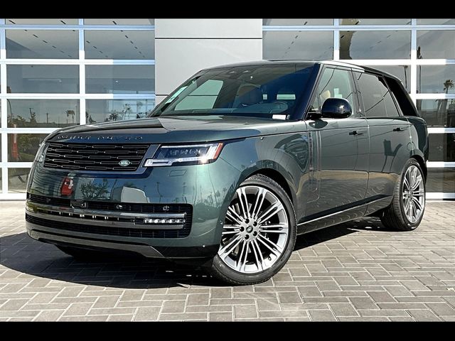 2025 Land Rover Range Rover SE