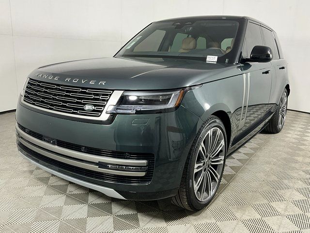 2025 Land Rover Range Rover SE