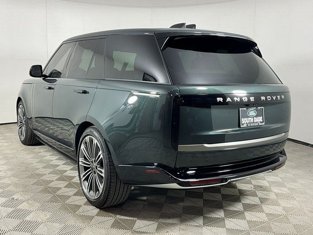 2025 Land Rover Range Rover SE