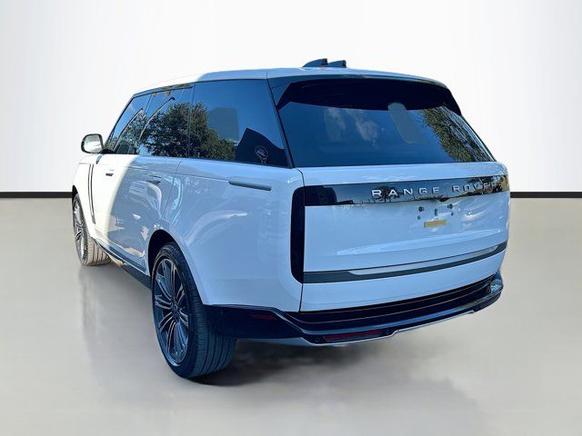 2025 Land Rover Range Rover SE