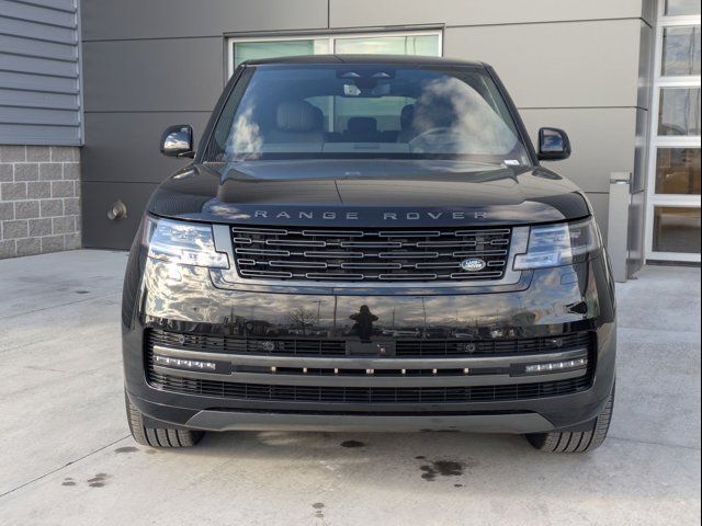 2025 Land Rover Range Rover SE