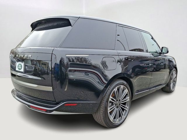 2025 Land Rover Range Rover SE