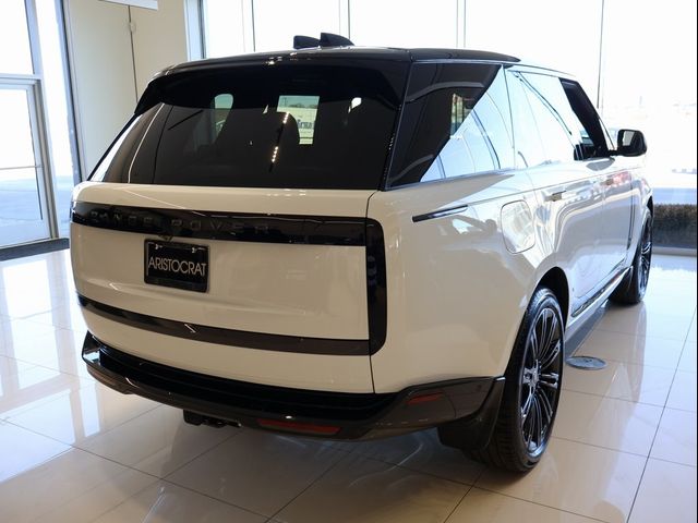 2025 Land Rover Range Rover SE