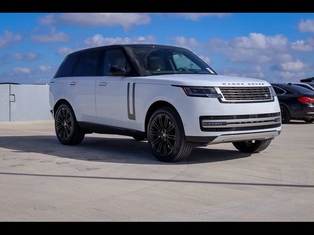 2025 Land Rover Range Rover SE