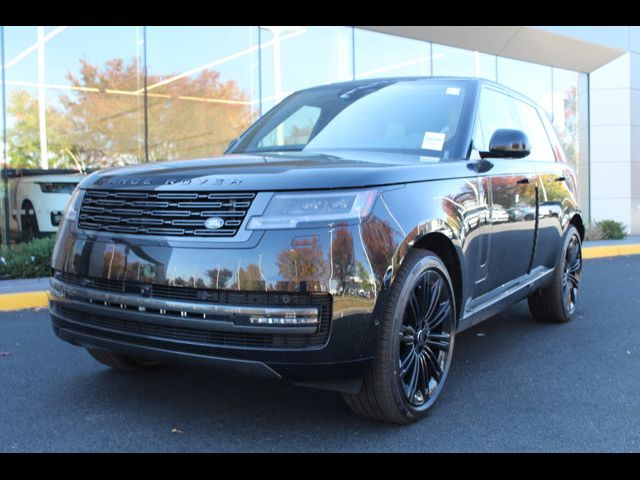 2025 Land Rover Range Rover SE