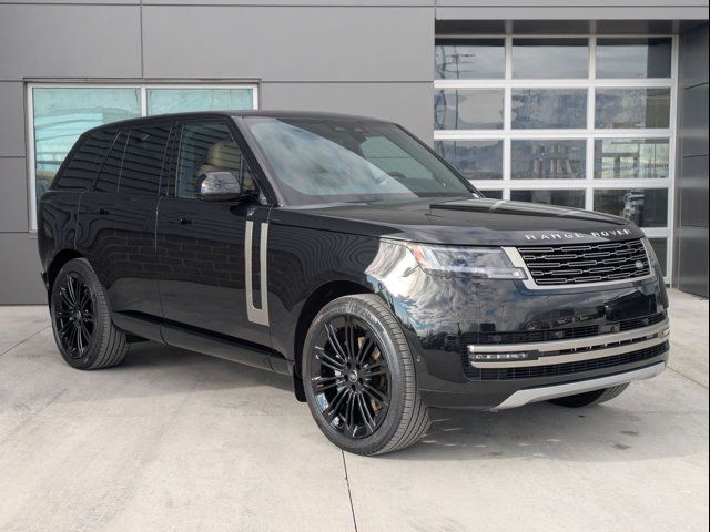 2025 Land Rover Range Rover SE