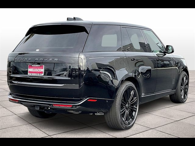 2025 Land Rover Range Rover SE