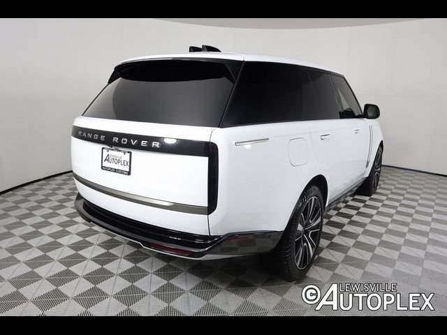 2025 Land Rover Range Rover SE