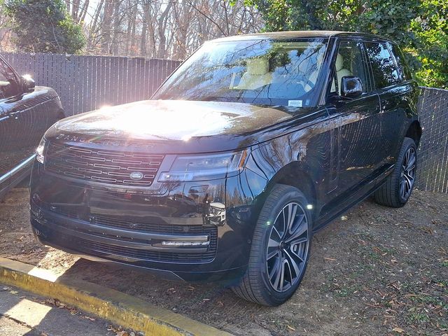 2025 Land Rover Range Rover SE