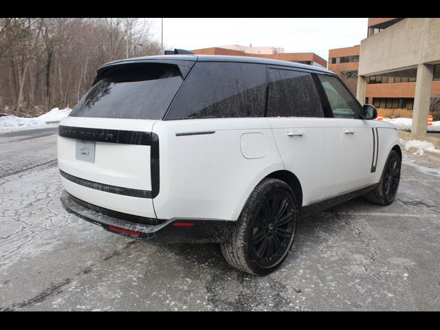 2025 Land Rover Range Rover SE