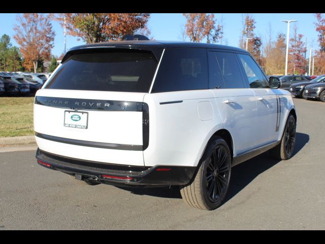 2025 Land Rover Range Rover SE