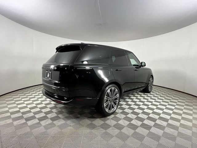 2025 Land Rover Range Rover SE