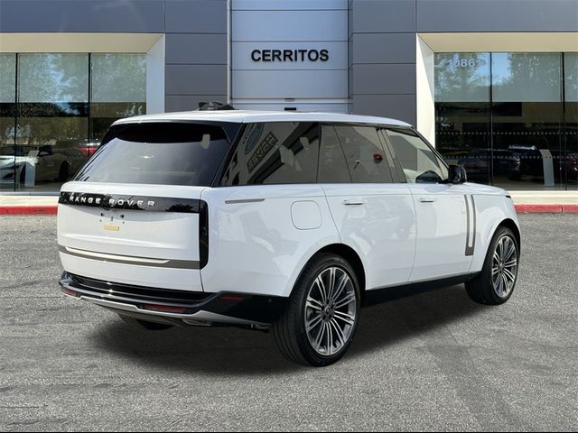 2025 Land Rover Range Rover SE