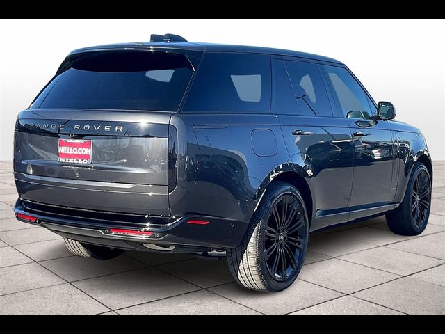 2025 Land Rover Range Rover SE