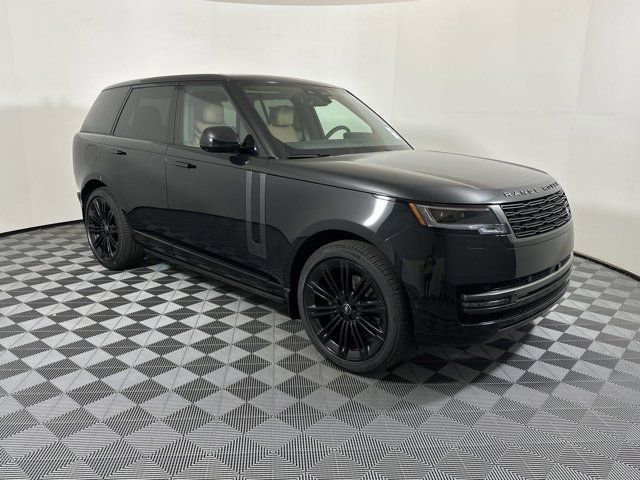 2025 Land Rover Range Rover SE