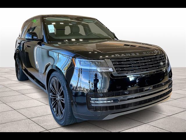 2025 Land Rover Range Rover SE