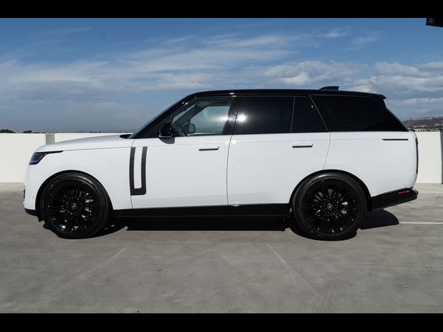 2025 Land Rover Range Rover SE