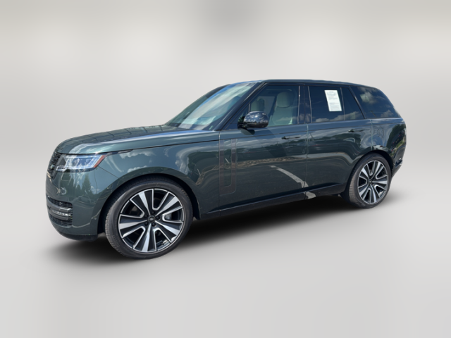 2025 Land Rover Range Rover SE