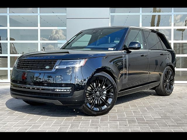 2025 Land Rover Range Rover SE