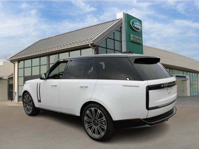 2025 Land Rover Range Rover SE