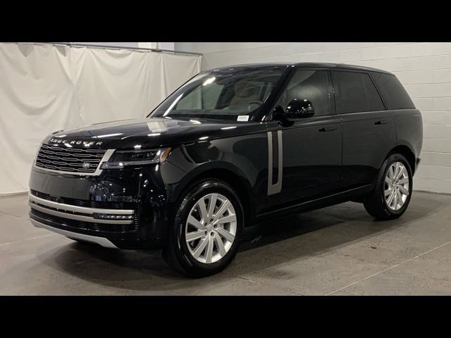 2025 Land Rover Range Rover SE